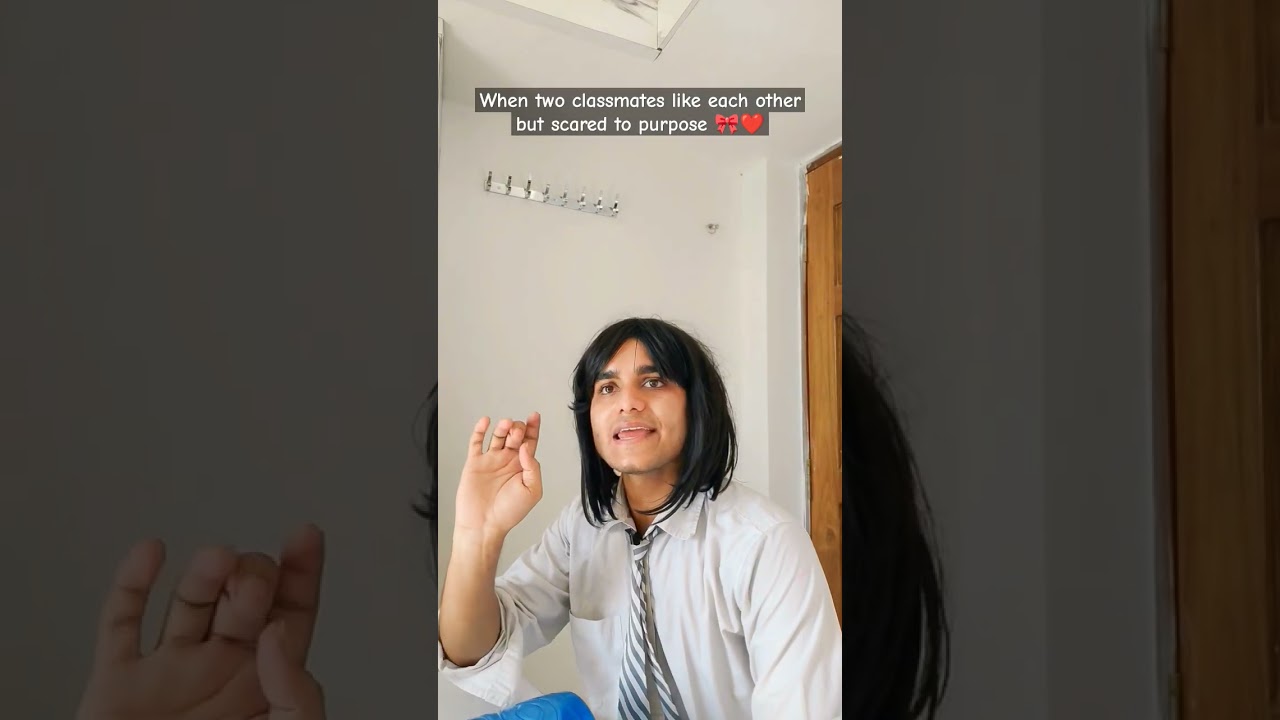 Мне тоже понравился один, но я не мог говорить 😭 