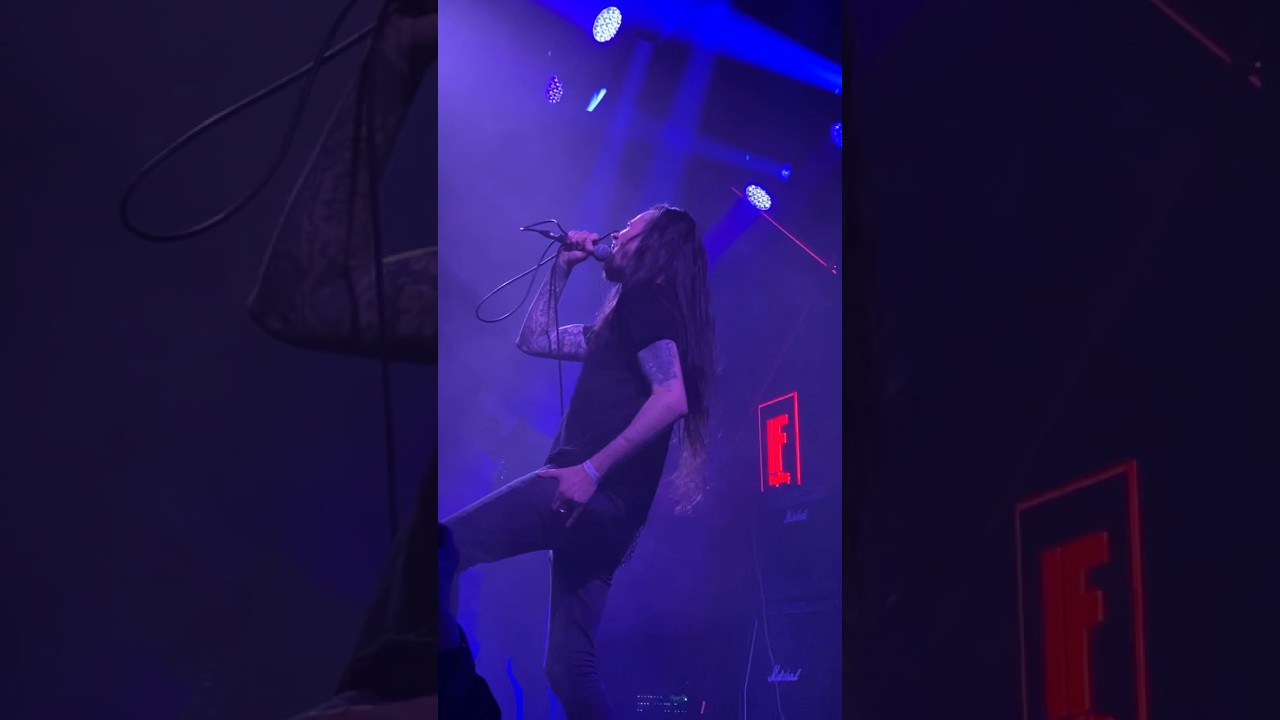 Psychonaut 4 too late to call an ambulance live @ Istanbul 