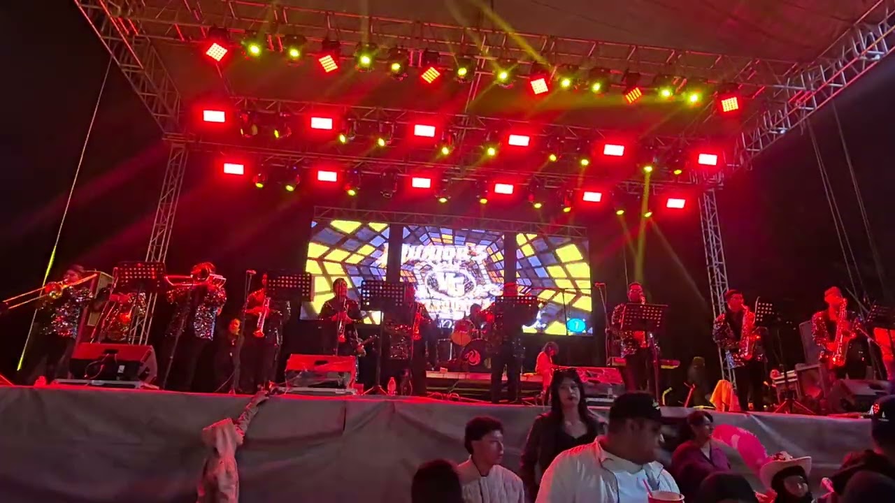 🎭Carnaval 2026 San Agustín Tlaxco 🎊🎷Junior VG Orquesta🎷 Desde el escenario🎼🎹🎸🤓