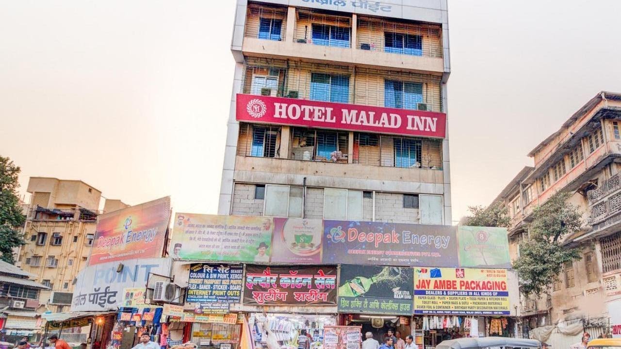 Vaccinated Staff- OYO 71452 Hotel Malad Grand, Mumbai, India Vaccinated Staff- OYO 71452 Hotel Malad Grand, Mumbai, India
