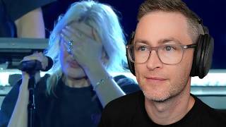 Emily Gets Emotional During Waiting For The End (Linkin Park Live)