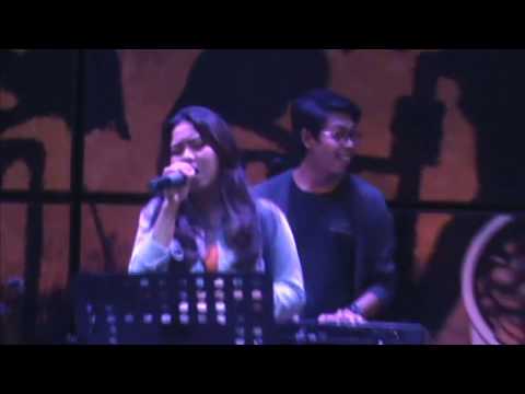 SEVENTEEN - KEMARIN, Cover Song By Lia Magdalena With Glassymusic Jogja