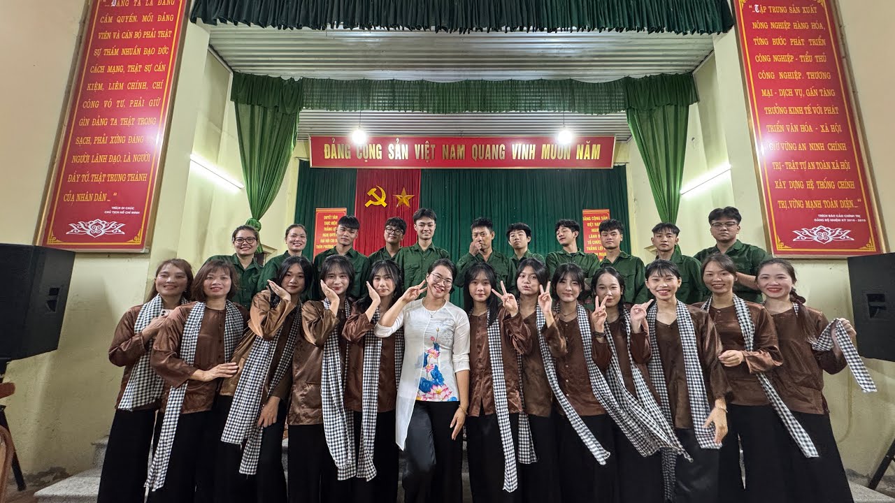  Cảm xúc hay nhất- HOẠT CẢNH MẸ VIỆT NAM ANH HÙNG ( nền nhạc Mẹ yêu con-Đường lên phía trước
