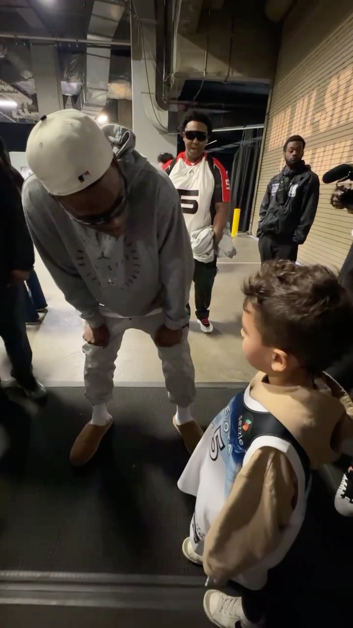 Anthony Edwards got a new wristband and an #NBAAllStar reunion with Luca ?