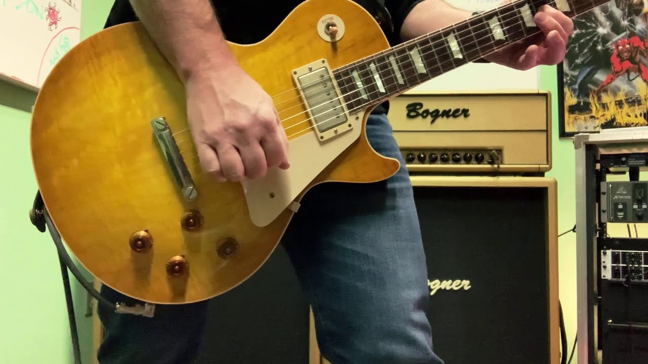 Shredding licks and riffs on a Les Paul 58RI