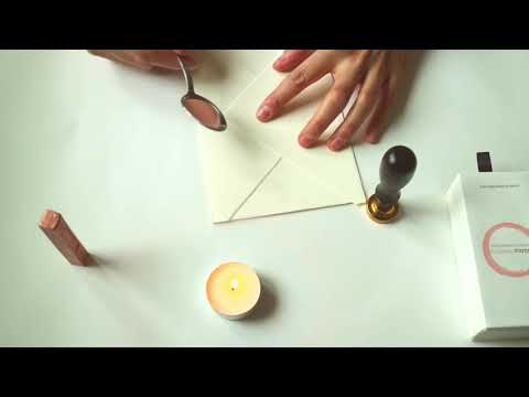 Video: Come realizzare un sigillo di cera a casa: una master class