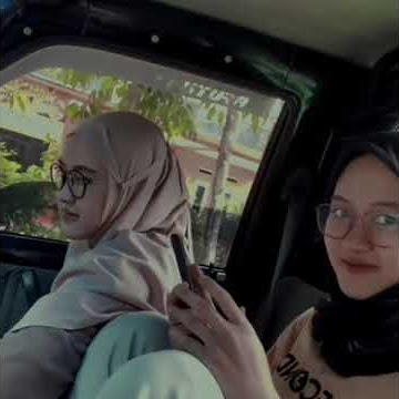 lagu :i love mama mantu         Artist : Bulan sutena