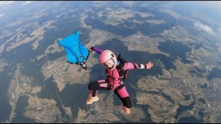 Free Fly meets wingsuit - Skydiving in Rottweil Zepfenhan