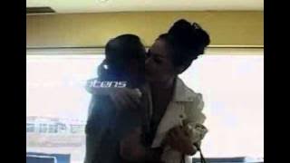 Krisdayanti Tak Sengaja Bertemu Anang Hermansyah di Bandara - CumiCumi.com