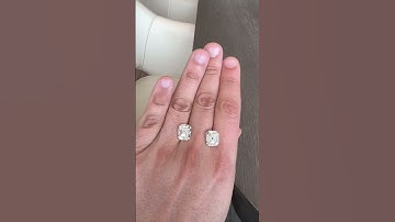 5.69 K VS1 (left) vs. 5.41 I VS2 (right) - resting on fingers