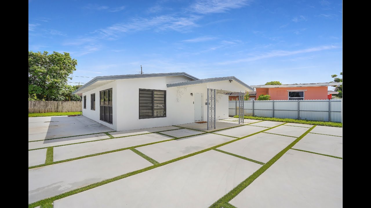 FOR SALE 690 SE 3 PL Hialeah FL 33010 3 Bed 1.5 Baths Bella Mar