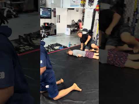 1/2 guard work in NoGi BJJ #bjj #bjjlifestyle #nogi #class #training #team #drilling #grappling