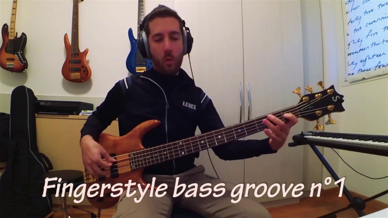 Bass fingerstyle groove n°1 - YouTube