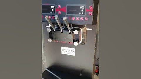 Brullen Soft Serve Machine i95 - Cleaning Step 2