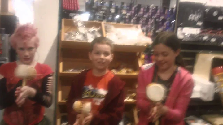 Dancers' Kids Having Fun at Groth Music!