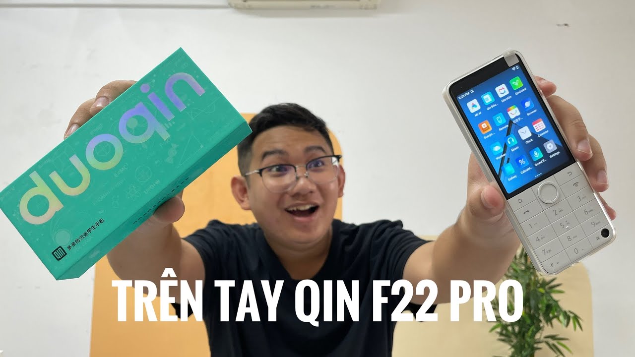 Trên tay Qin F22 Pro: điện thoại bàn phím MẠNH NHẤT hiện nay! - YouTube