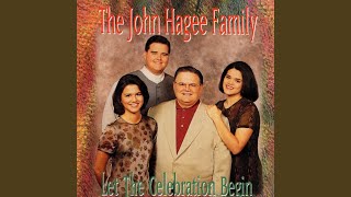 Video thumbnail of "The John Hagee Family - God'S Gonna Bow"