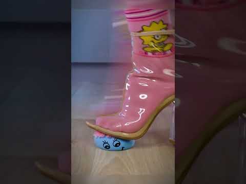 Black heels smash balloon beeds #asmr #usa