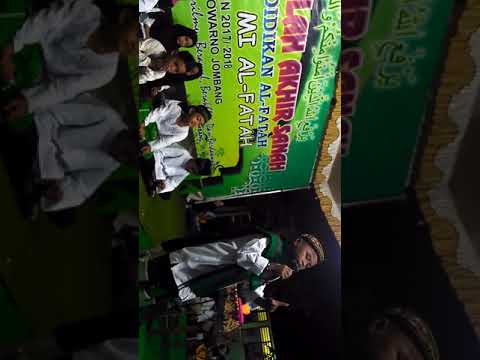 ceramah-agama-islam-dai-kecil-dari-jombang-jawa-timur-indonesia