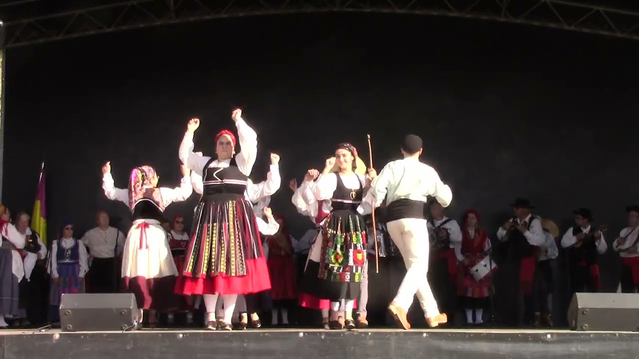 RANCHO FOLCLÇÓRICO DE SANTA MARIA DE ANAIS -- PONTE DE LIMA