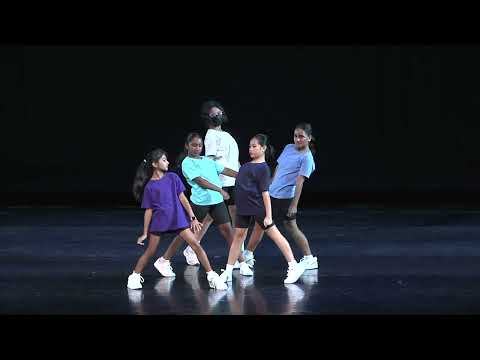 Recital 2022 - Hip Hop Dancers