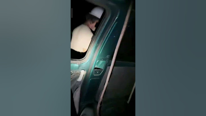 penelusuran malam hari di dalam mobil terbengkalai #short #horror