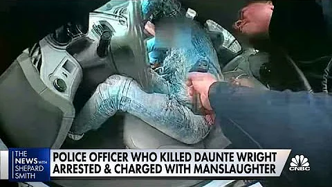 Police officer who killed Daunte Wright arrested a...