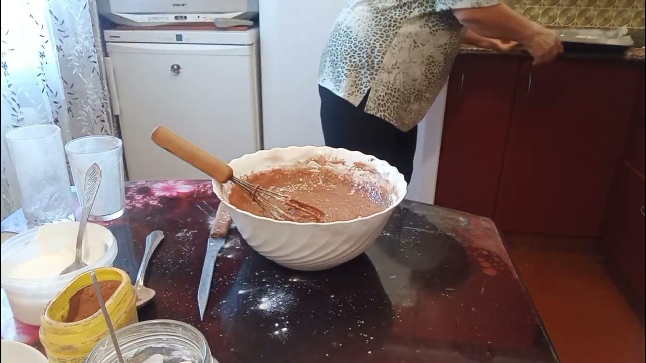 Соседка заходи на чай. Зашла на чай юмор. Приходи на чай. Соседка заходи на чай. Я приготовила тебе суп из последних сил.