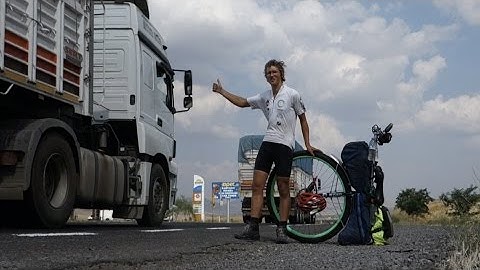 SNAPPING MY UNICYCLE!!! - Unicycling Around The World