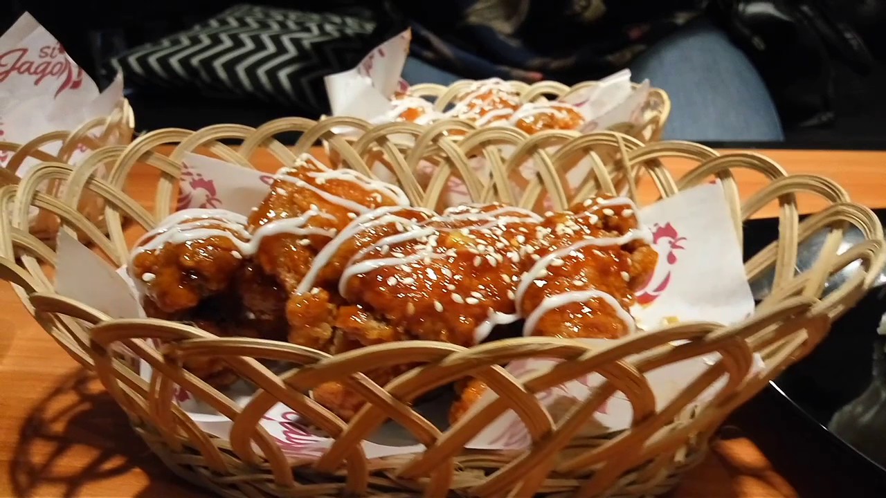 JAJAN | Si jago chicken | korean fried chicken Yogyakarta - YouTube
