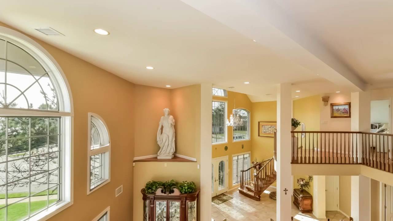 35 Piper Court, West Islip, NY, 11795