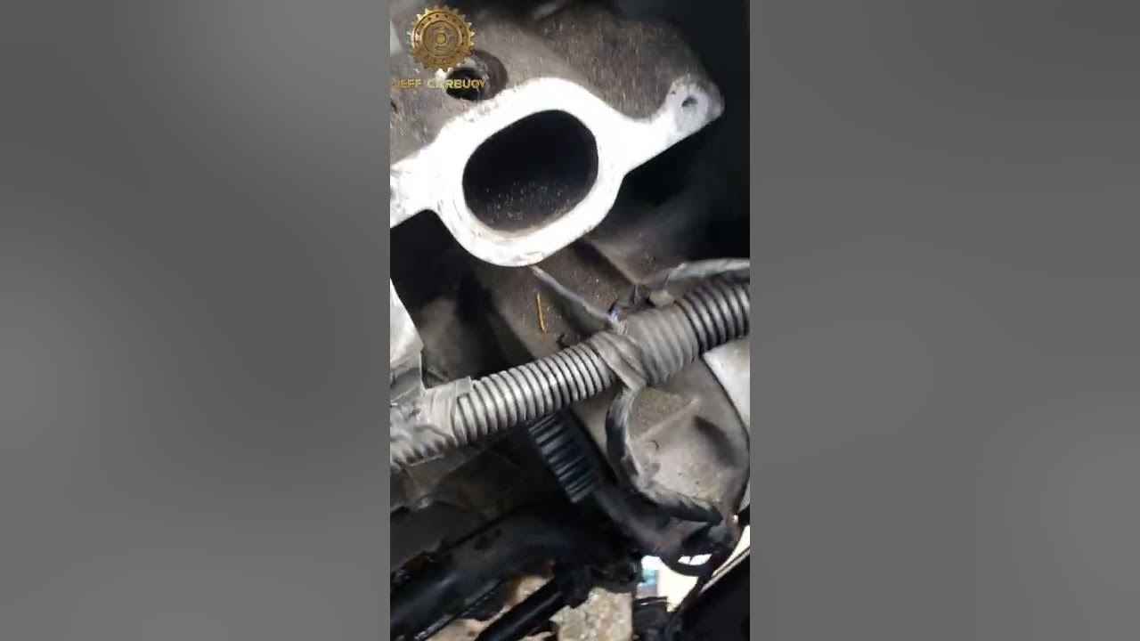 Replacing An Alternator on Land Rover LR2 - YouTube