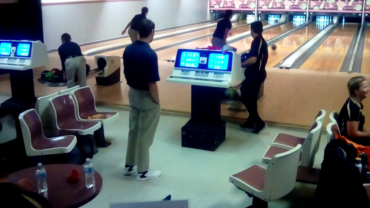 Newton bowling triangular YouTube