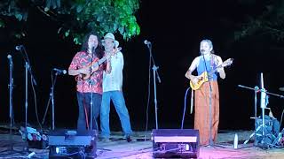 @Ampersan y Fernando árabe Guadarrama interpretan "Madre Tierra". Luna negra 2024.