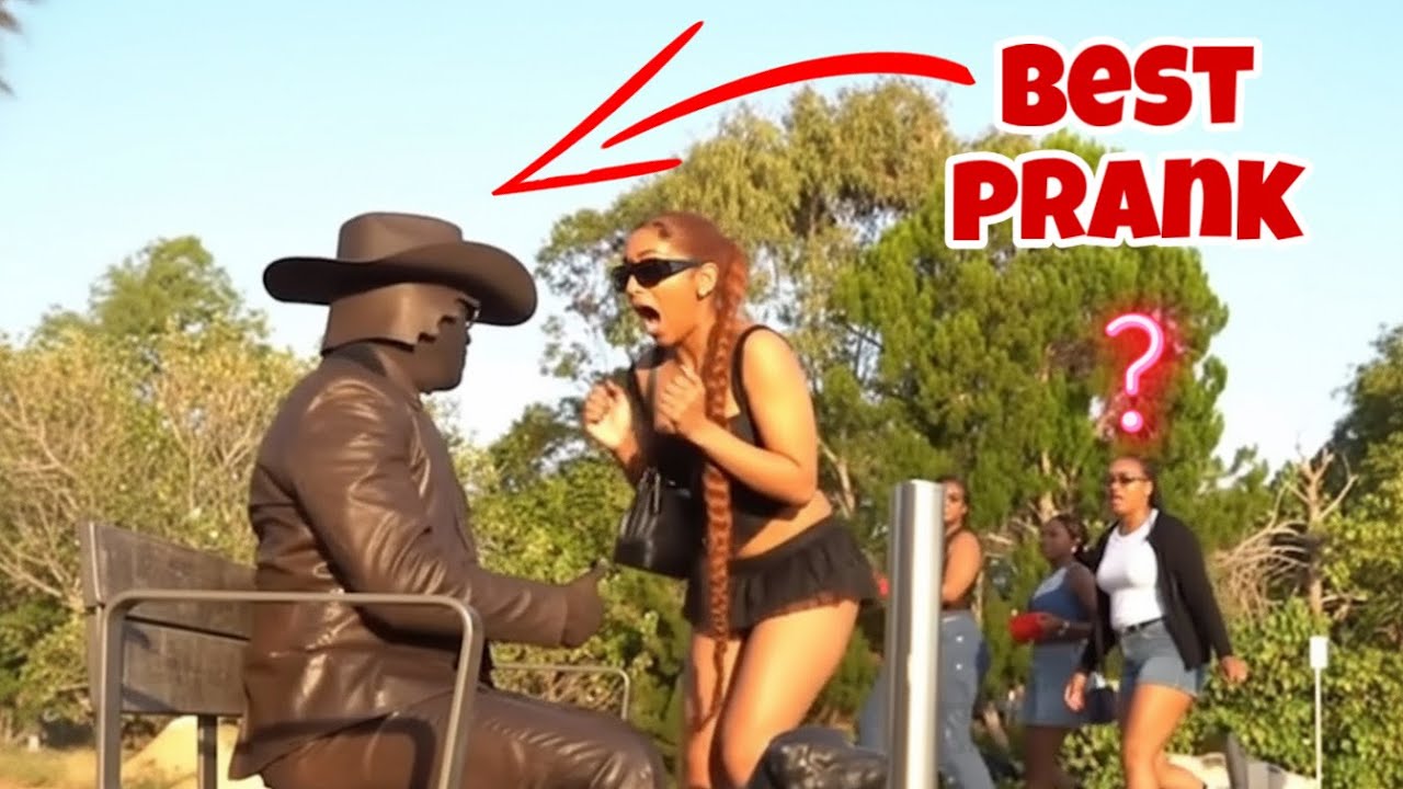 Top 10 / Prank Statue, It's really funny, hahaha.