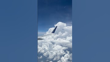 #shorts #video #relaxing #healing #plane #takeoff ##stressrelief #vacation #clouds #weather