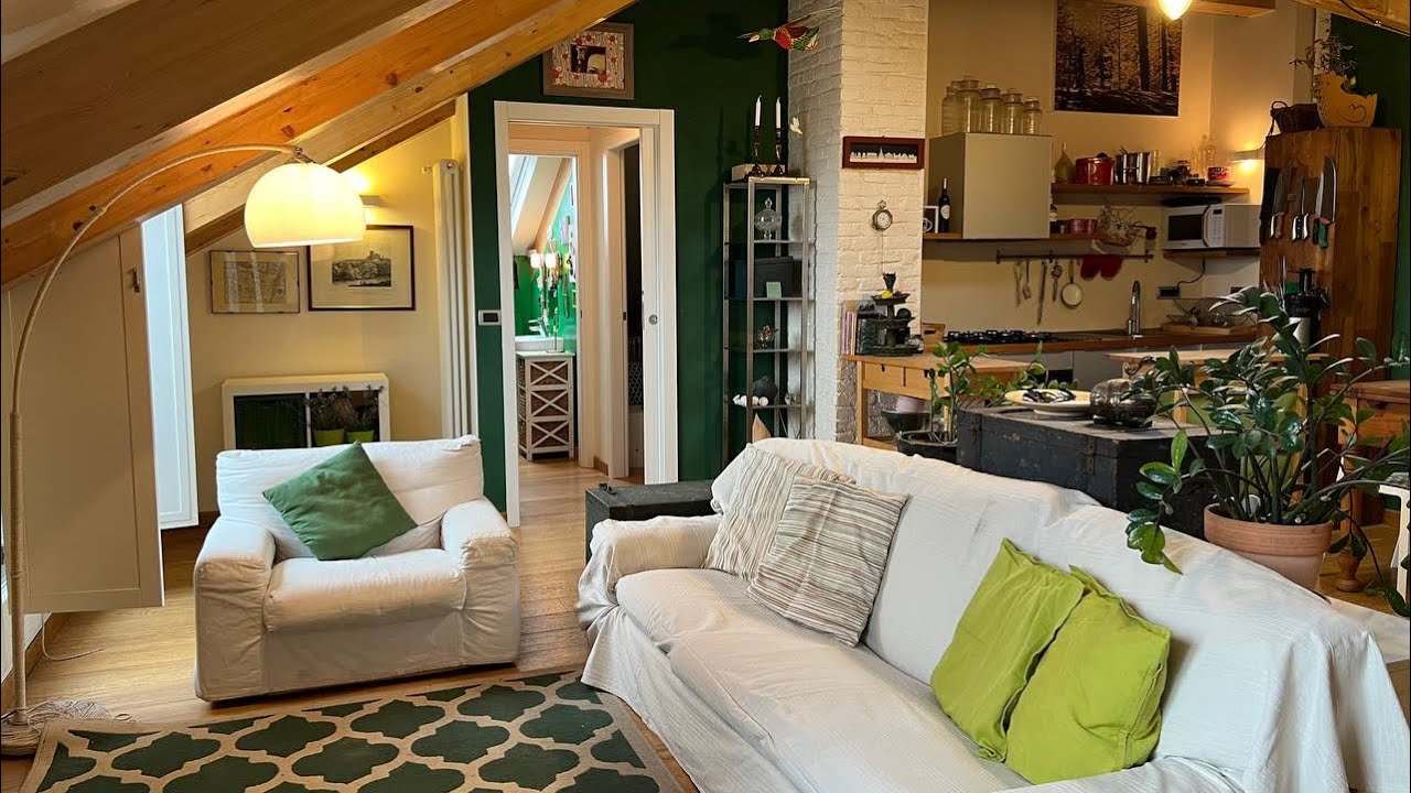 In vendita, raffinato bilocale mansardato, Regio Parco, Torino