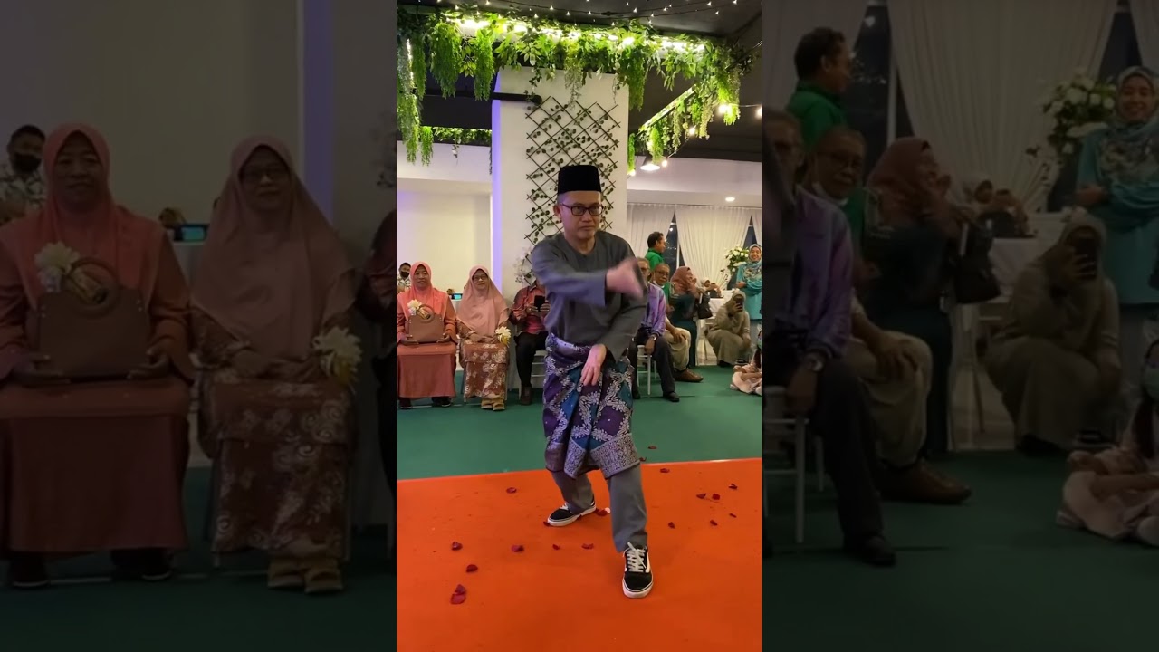 Silat Tari | Warrior Dance in Wedding Ceremony 