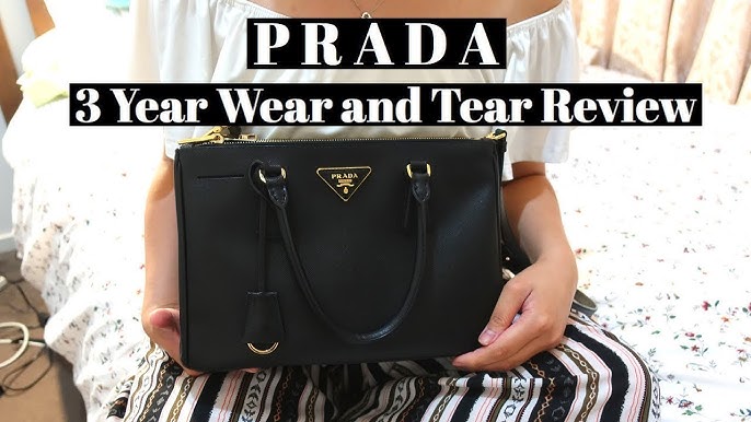 PRADA SAFFIANO TOTE, 2 YEAR REVIEW/WHAT FITS INSIDE!!! 