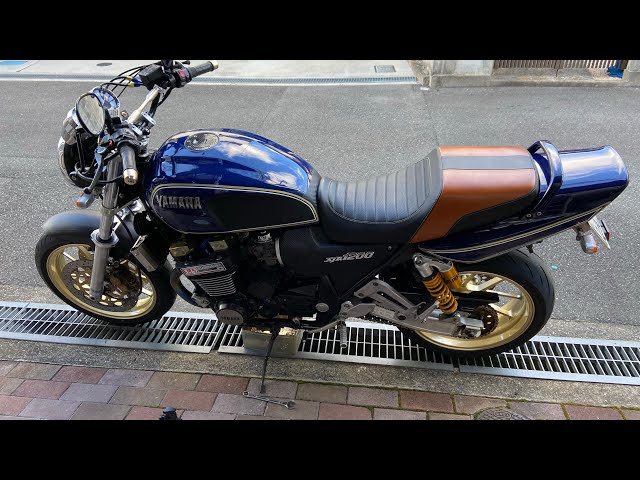 エンジンオイル エレメント交換(XJR1200) - YouTube エンジンオイル エレメント交換(XJR1200) - YouTube
