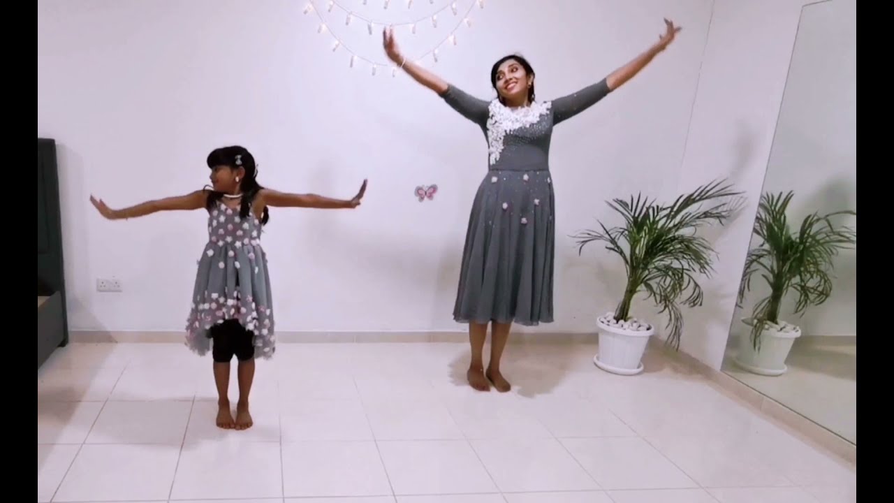 Tu Jo Mila || Dance Cover || Mother-daughter duo || Adwita and Archana