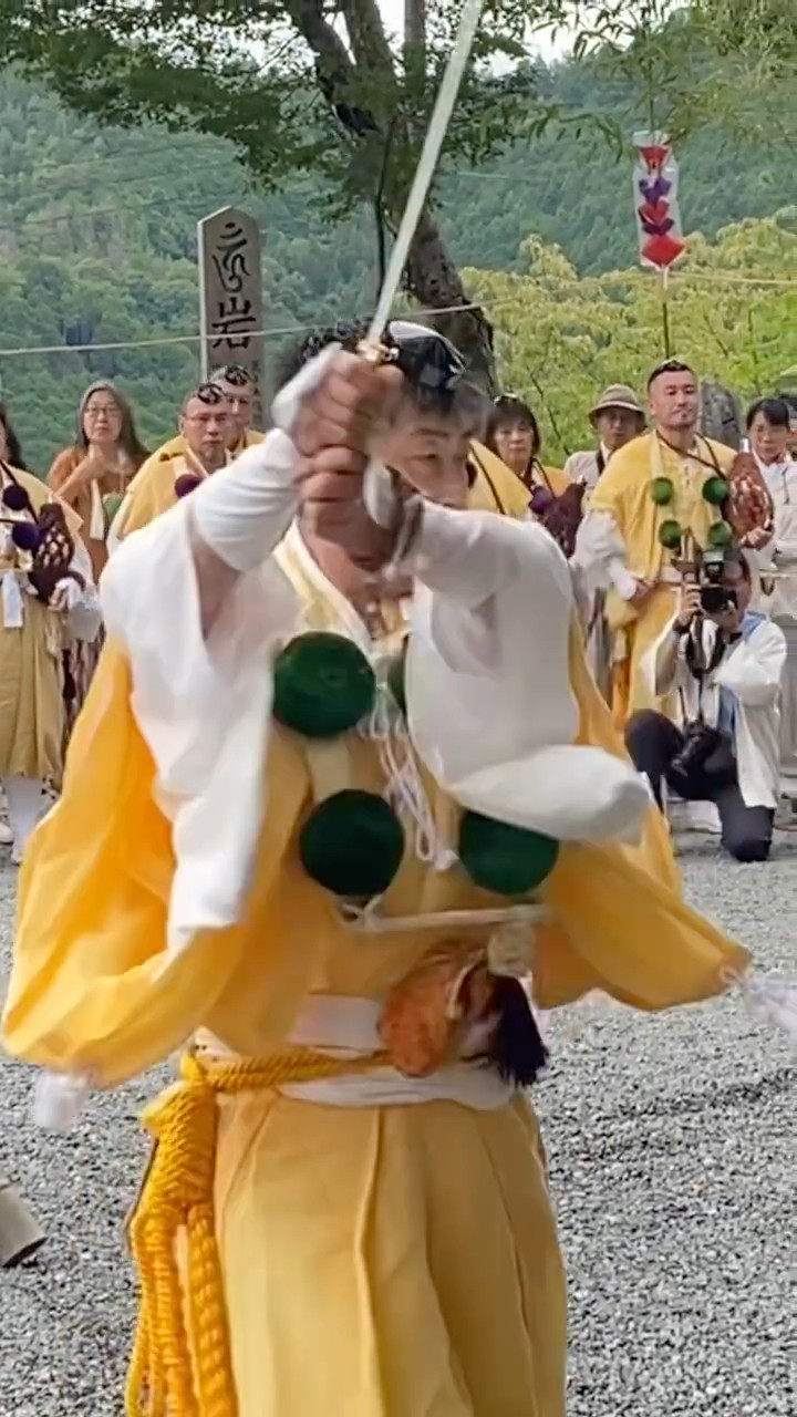 修験者(山伏)による儀式／吉野 金峰山寺蔵王堂前・採灯大護摩供（2026