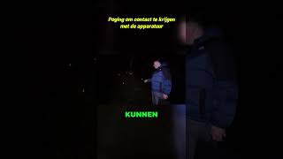 Poging om contact te krijgen met de apparatuur