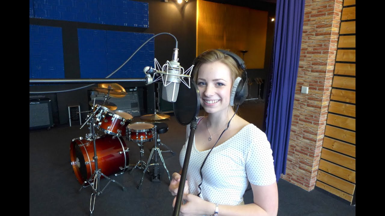Tontechnik Ausbildung in der SONIC-AudioSchool mit PRINCESS IN A BOTTLE aus Dresden