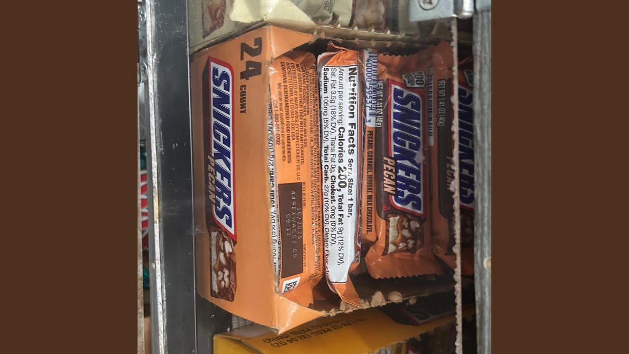 Obejrzyj SNICKERS w YouTube Obejrzyj SNICKERS w YouTube