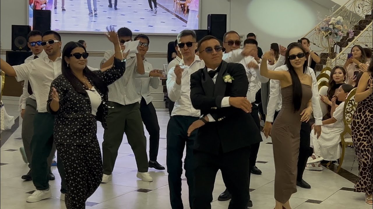 Флешмоб на свадьбе Кожахмета 💍 Мерей
