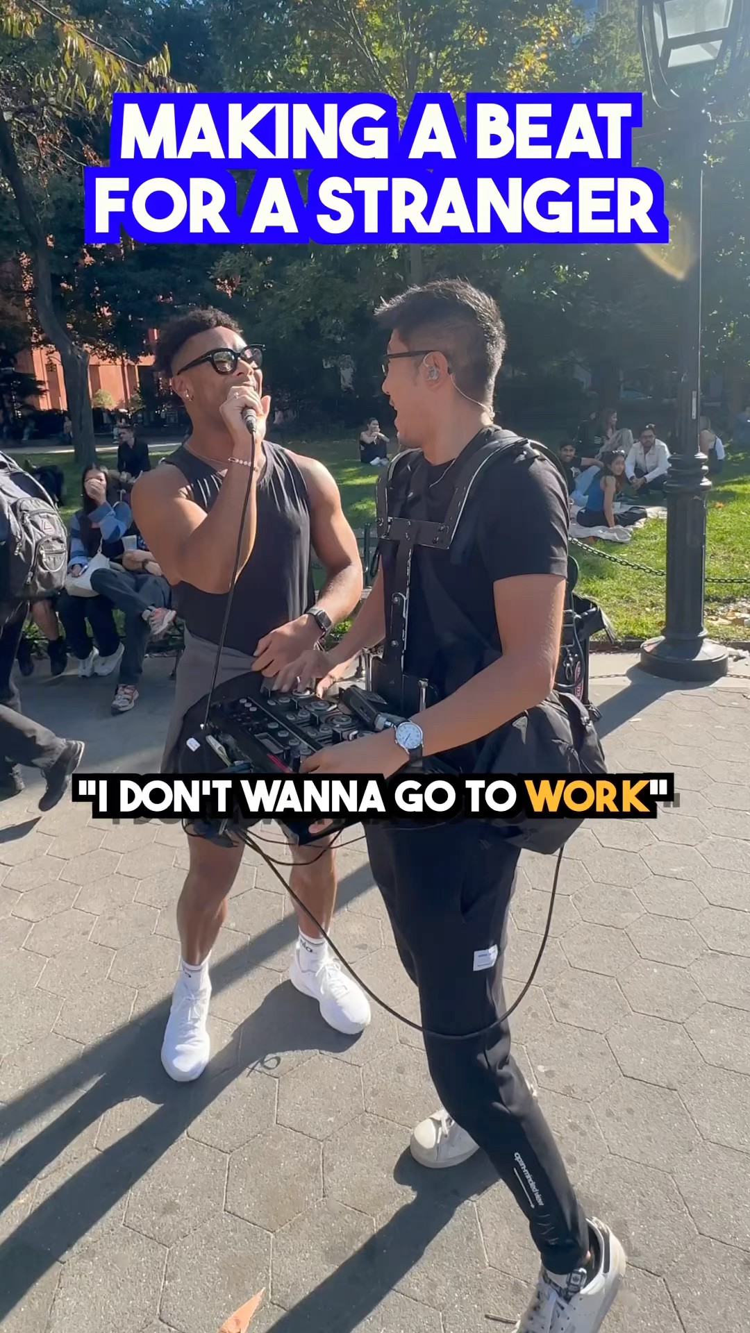 Made a beat with a COMPLETE stranger, crowd went CRAZY! ?#beatbox #loopstation #musicproducer