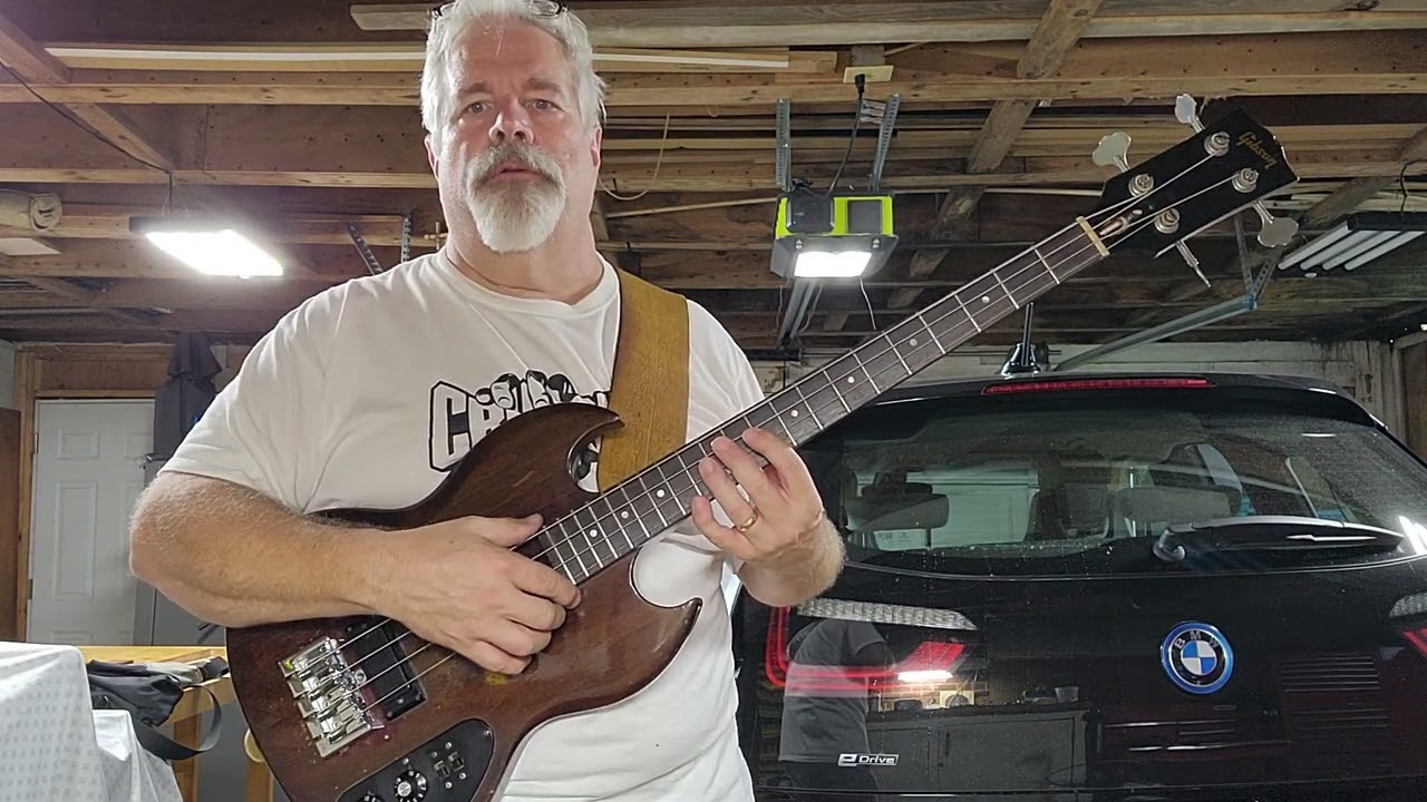 1973 Gibson SB-350 Ramble (not much playing)