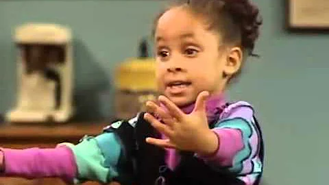 How Mothers delivver her baby Raven Symon AS Olivi...