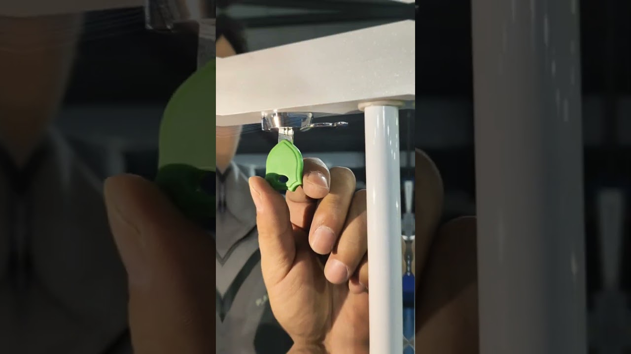 Bay window floor-to-ceiling window protective railing for children, easy to disassemble and install